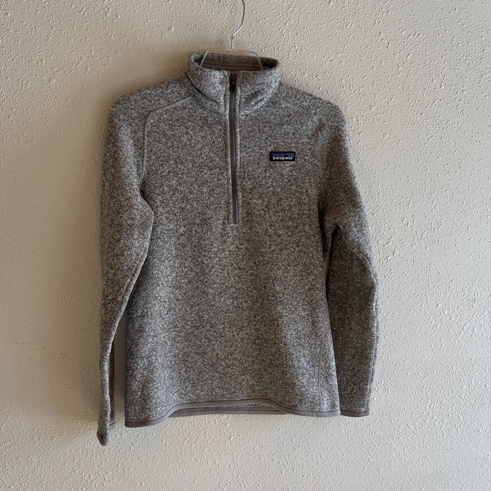 Patagonia Women’s Heather Gray Quarter-Zip Fleece Pullover